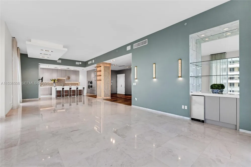 900 Brickell Key Blvd #1002 Miami, FL 33131