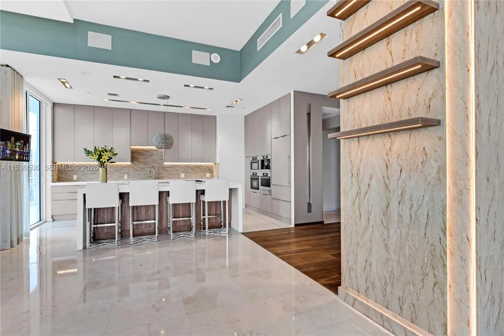 900 Brickell Key Blvd #1002 Miami, FL 33131