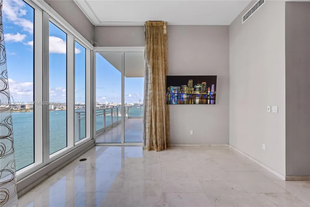 900 Brickell Key Blvd #1002 Miami, FL 33131