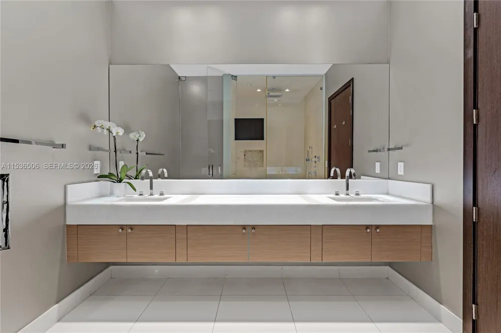 900 Brickell Key Blvd #1002 Miami, FL 33131