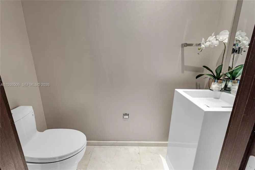 900 Brickell Key Blvd #1002 Miami, FL 33131