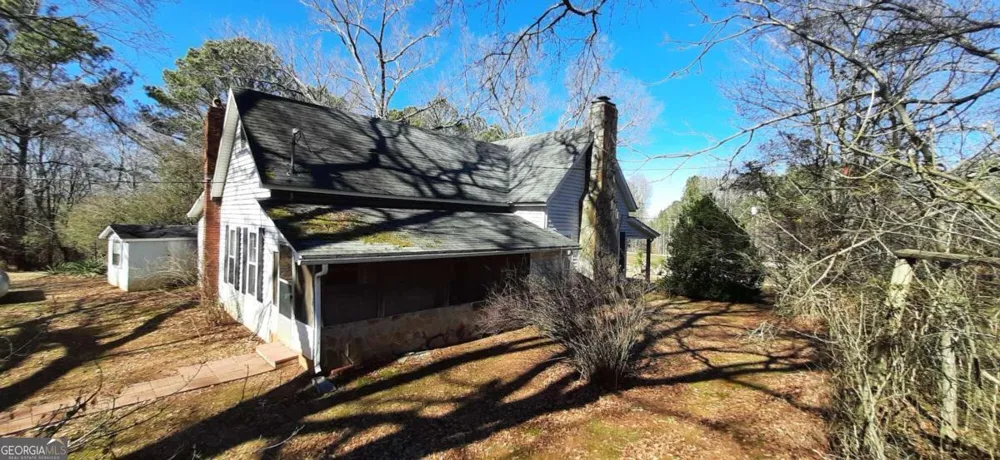 11953 Henderson Mountain RD Fairmount, GA 30139