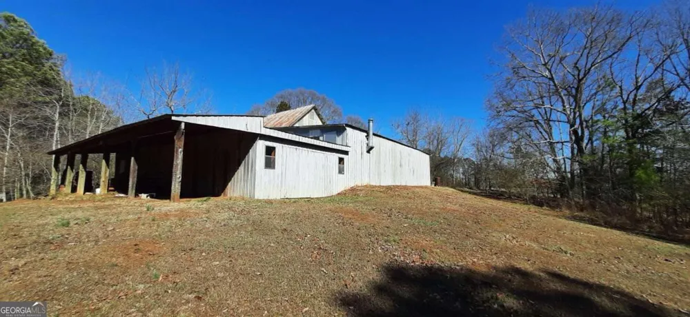 11953 Henderson Mountain RD Fairmount, GA 30139