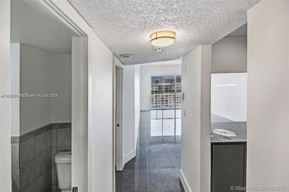2801 NE 183rd St #2208W Aventura, FL 33160