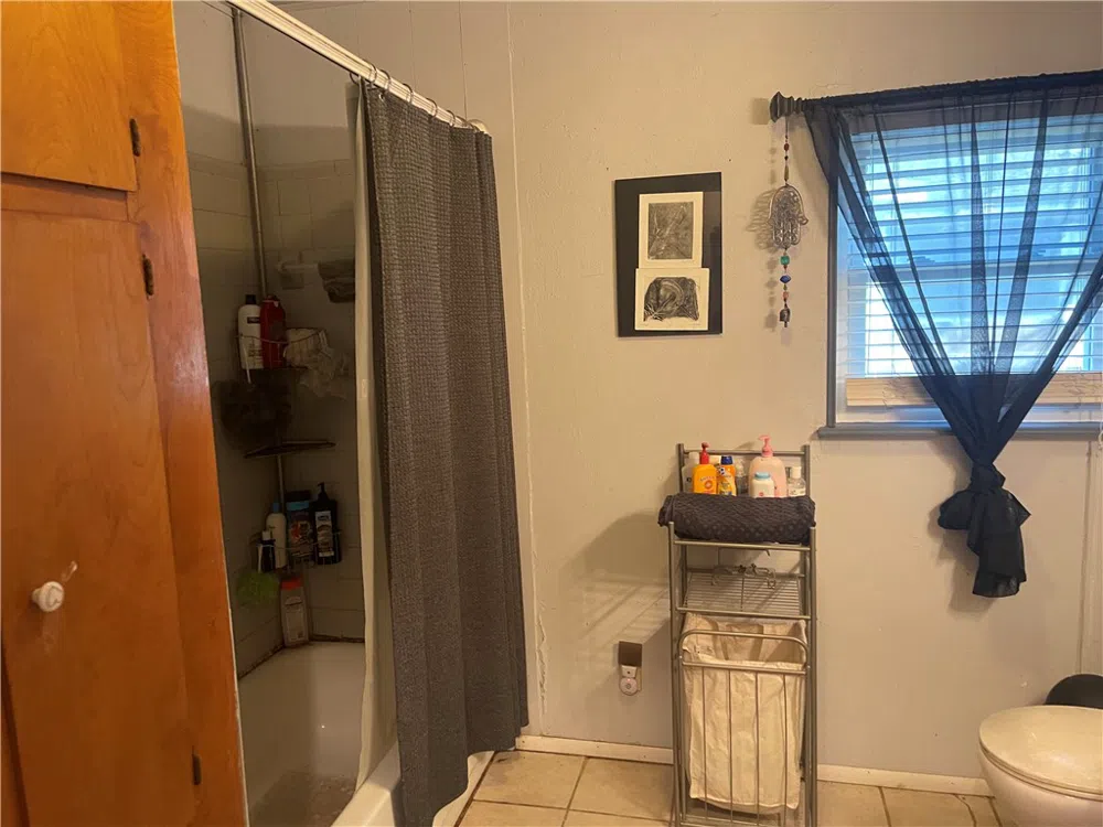 304 E 2nd Street Bishop, TX 78343