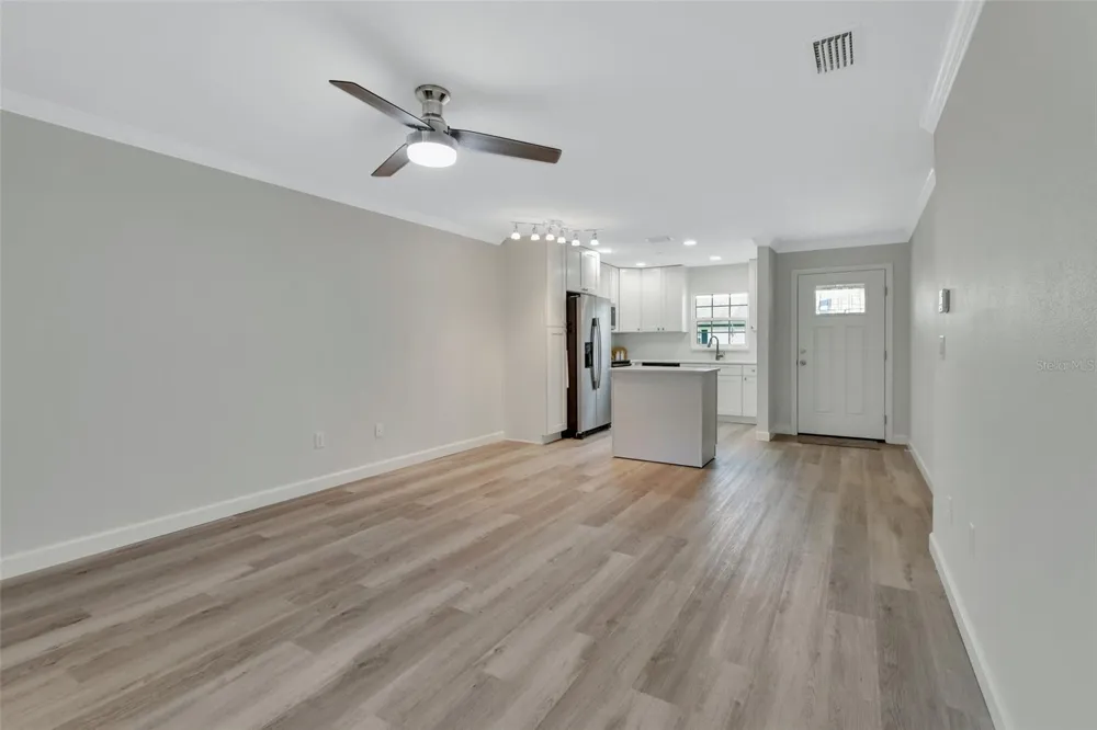 217 HILL AVENUE #20 Deland, FL 32724
