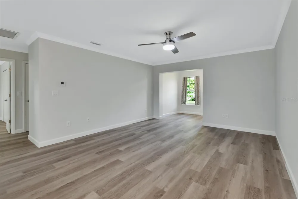 217 HILL AVENUE #20 Deland, FL 32724