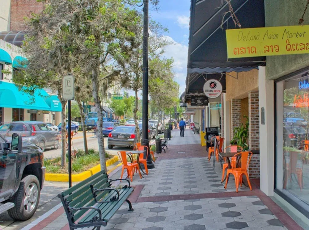 217 HILL AVENUE #20 Deland, FL 32724