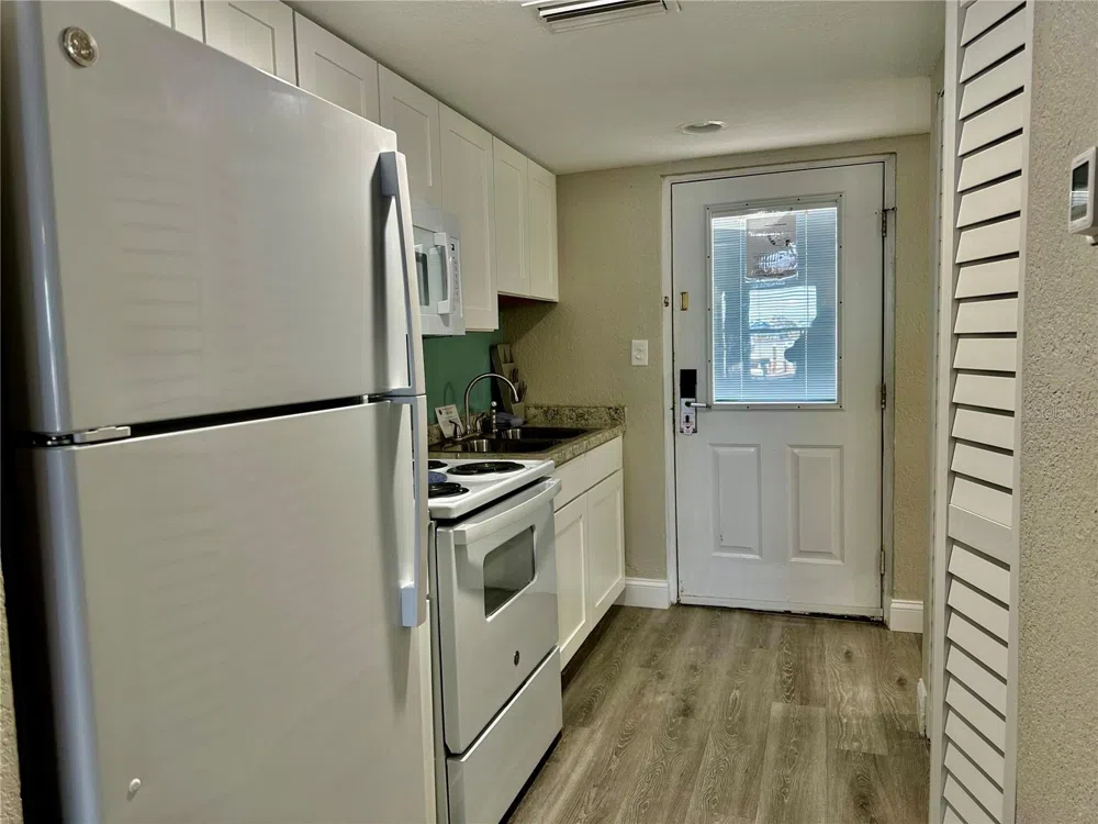 5297 S CHEROKEE WAY #104 Homosassa, FL 34448