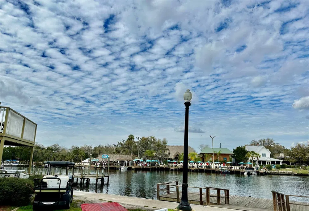 5297 S CHEROKEE WAY #104 Homosassa, FL 34448