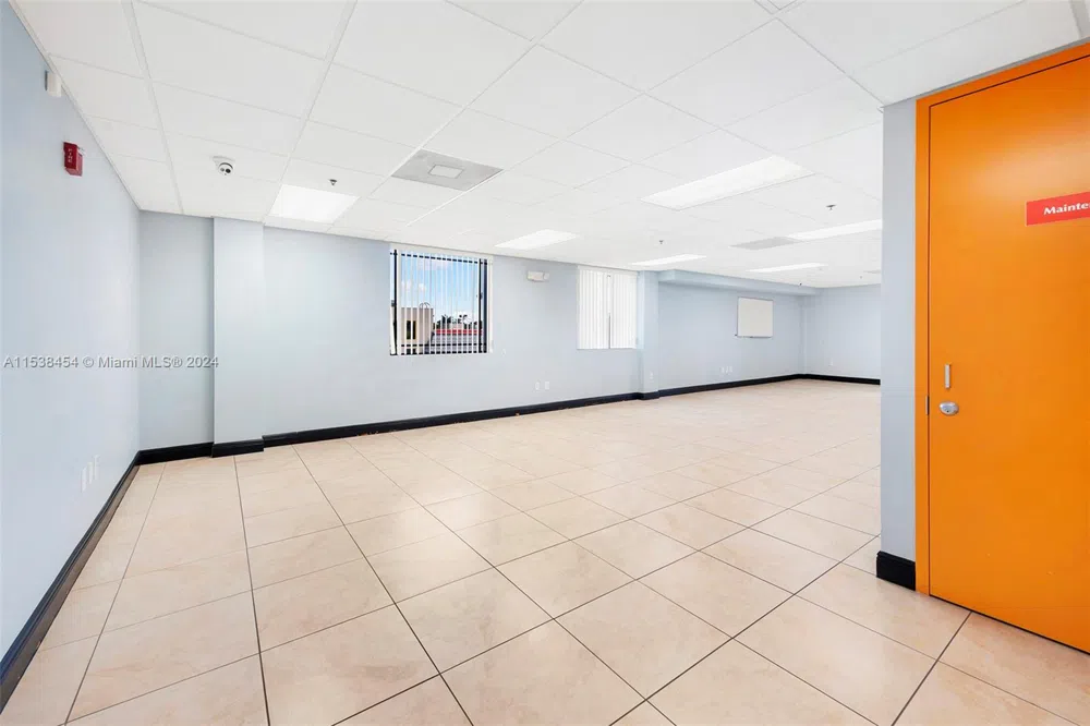 2227 Federal Hwy Hollywood, FL 33020