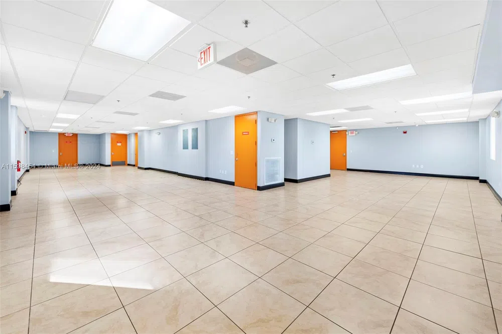 2227 Federal Hwy Hollywood, FL 33020