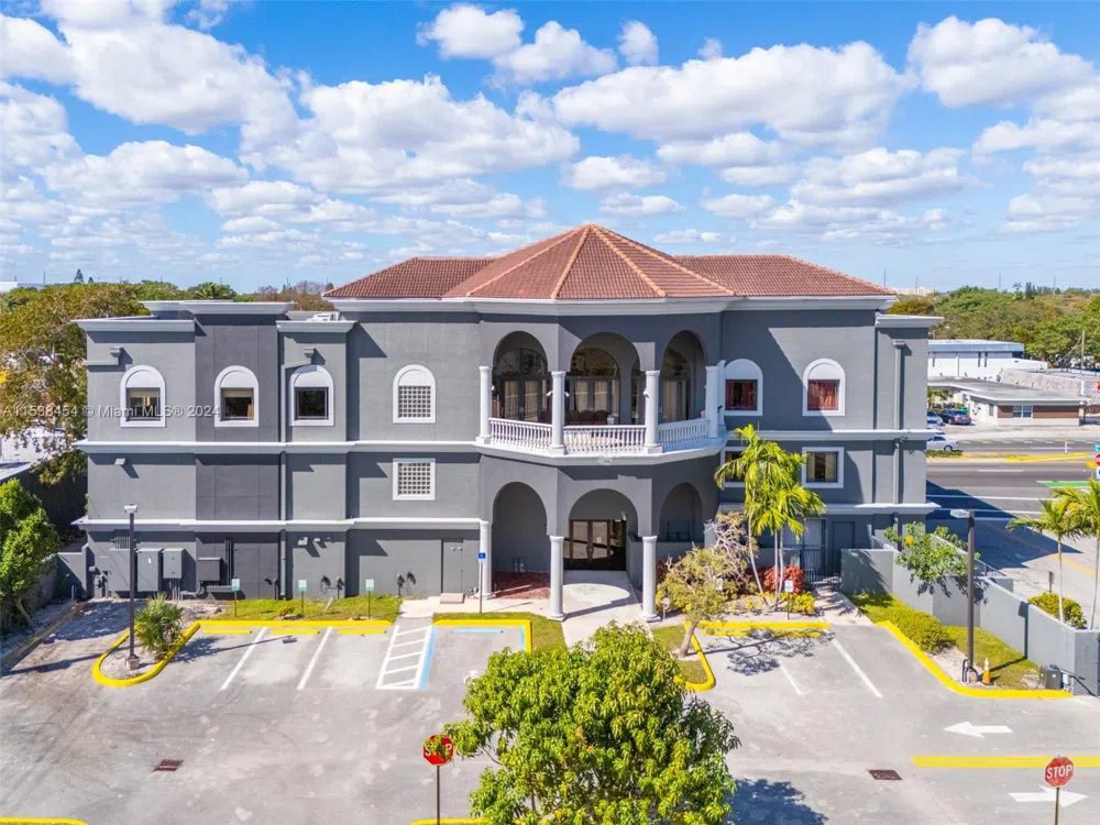 2227 Federal Hwy Hollywood, FL 33020