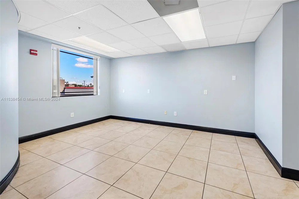 2227 Federal Hwy Hollywood, FL 33020