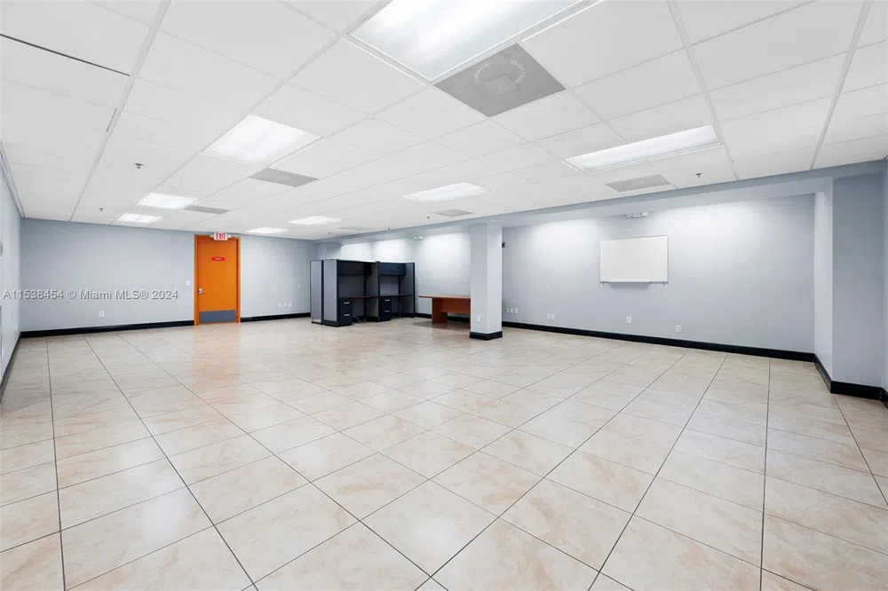 2227 Federal Hwy Hollywood, FL 33020