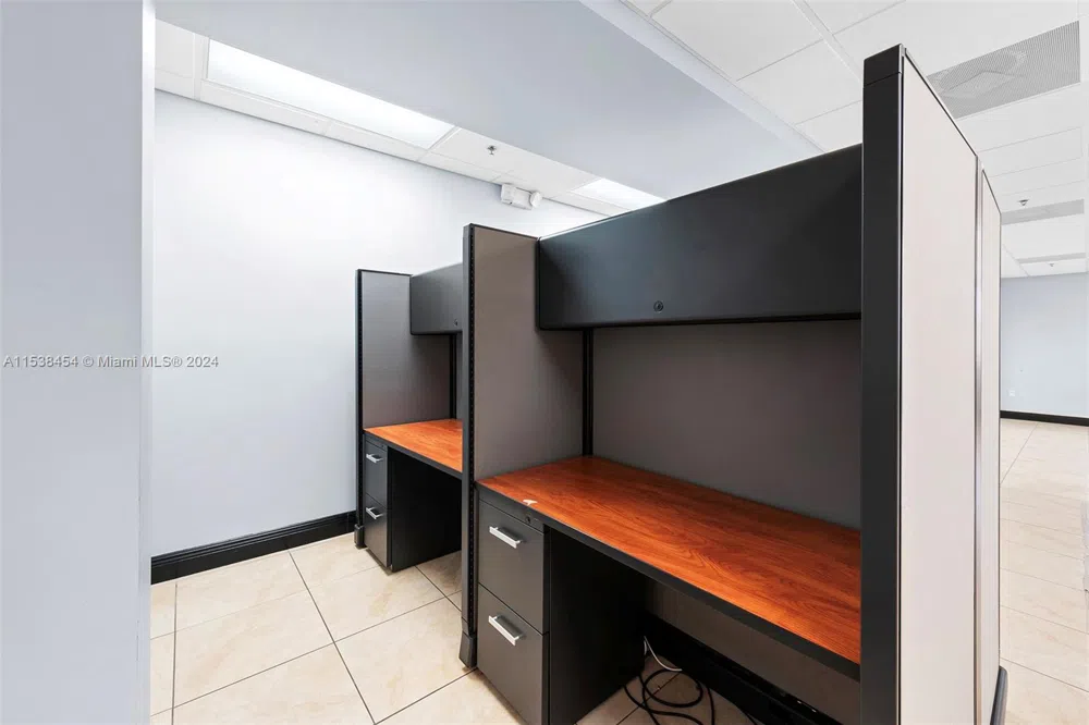 2227 Federal Hwy Hollywood, FL 33020