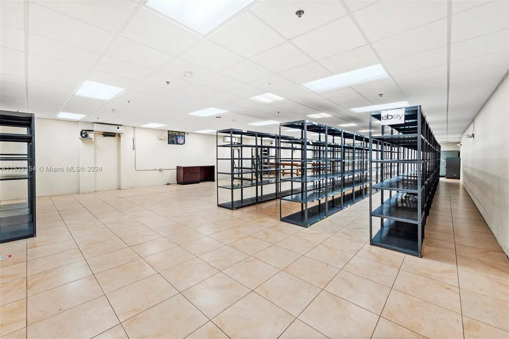 2227 Federal Hwy Hollywood, FL 33020
