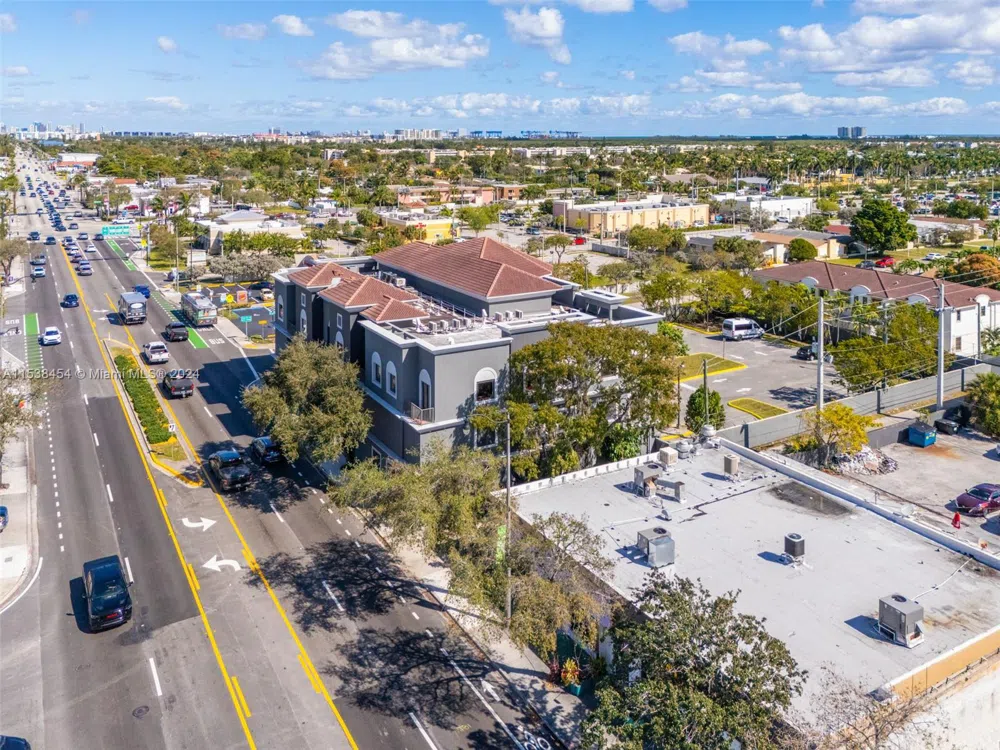 2227 Federal Hwy Hollywood, FL 33020