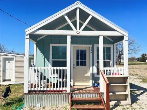 506 Green Street
