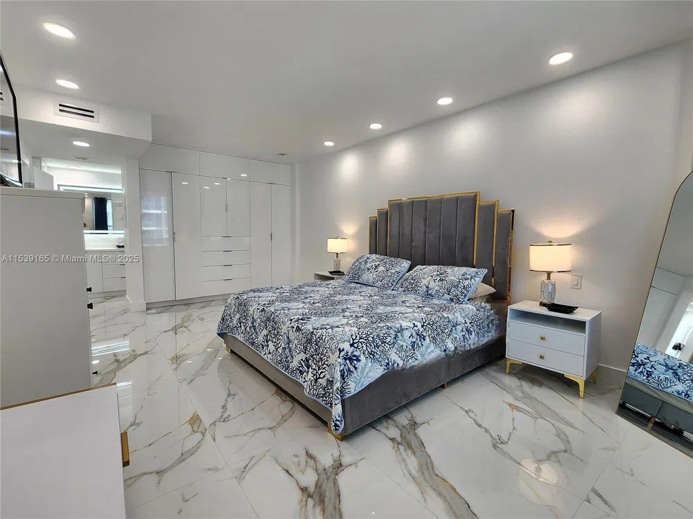 3505 S Ocean Dr #1509 Hollywood, FL 33019