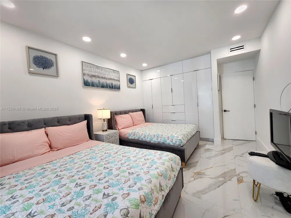3505 S Ocean Dr #1509 Hollywood, FL 33019