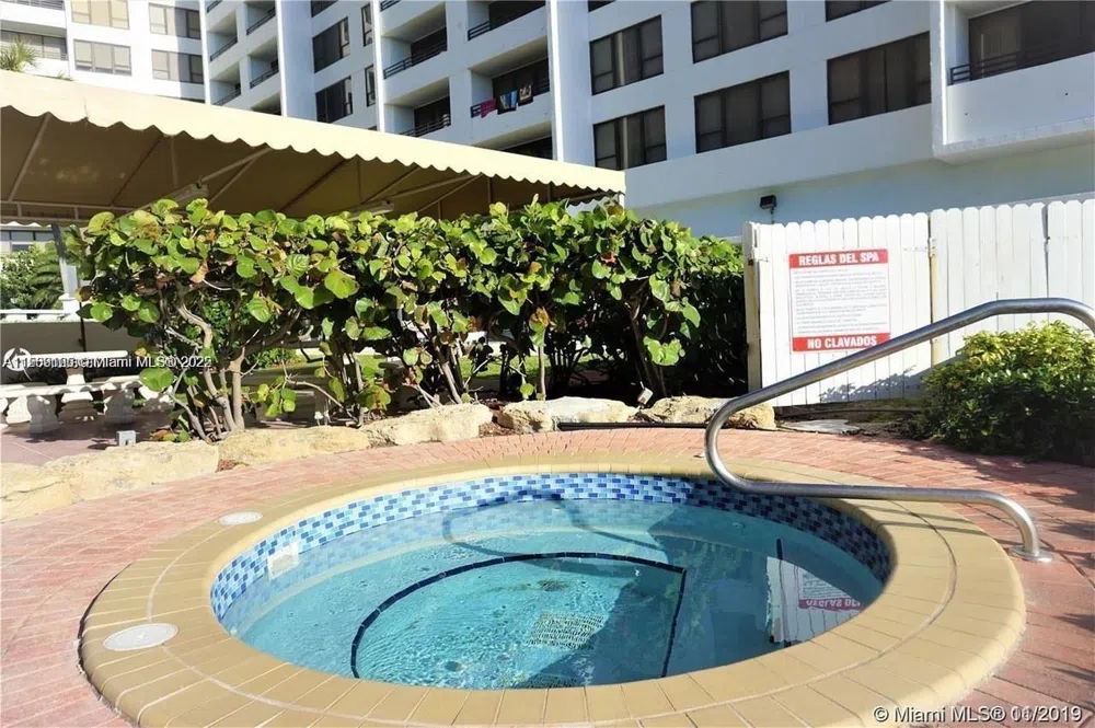 3505 S Ocean Dr #1509 Hollywood, FL 33019