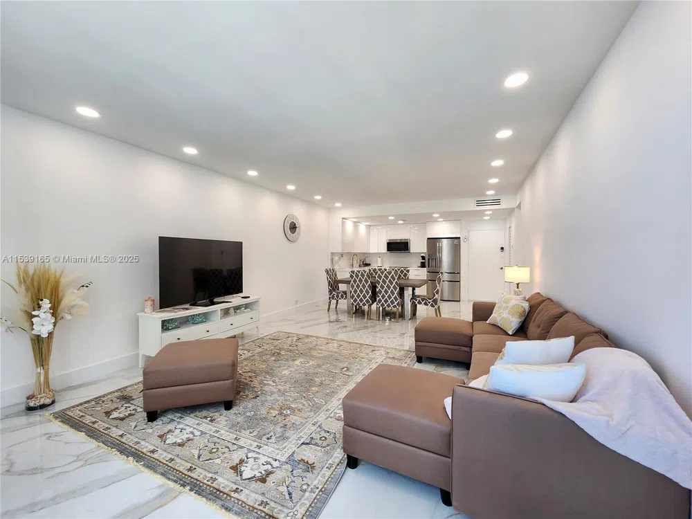 3505 S Ocean Dr #1509 Hollywood, FL 33019