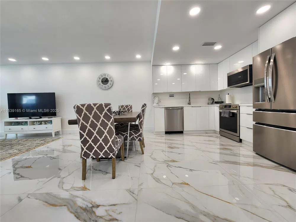 3505 S Ocean Dr #1509 Hollywood, FL 33019