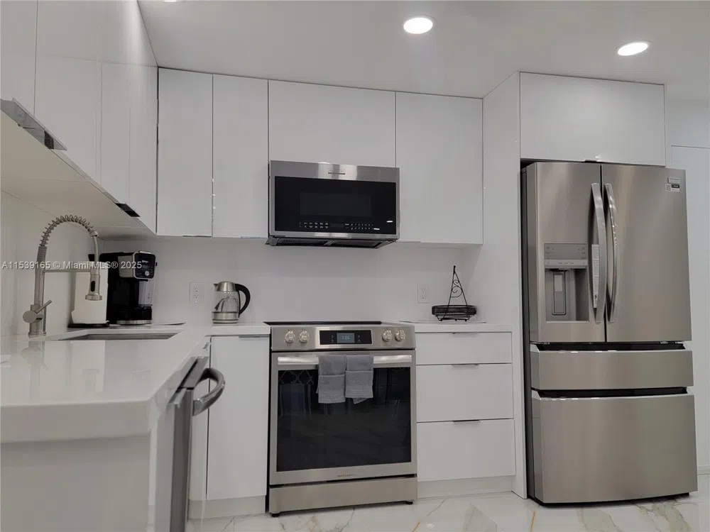 3505 S Ocean Dr #1509 Hollywood, FL 33019