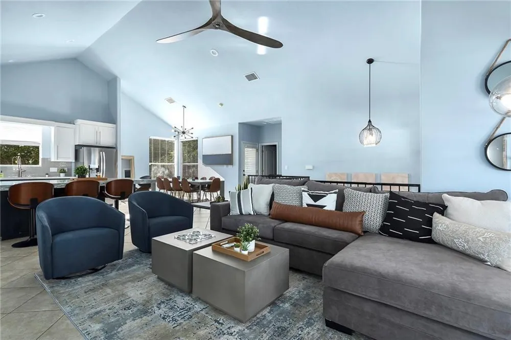 204 Pinehurst Circle Point Venture, TX 78645
