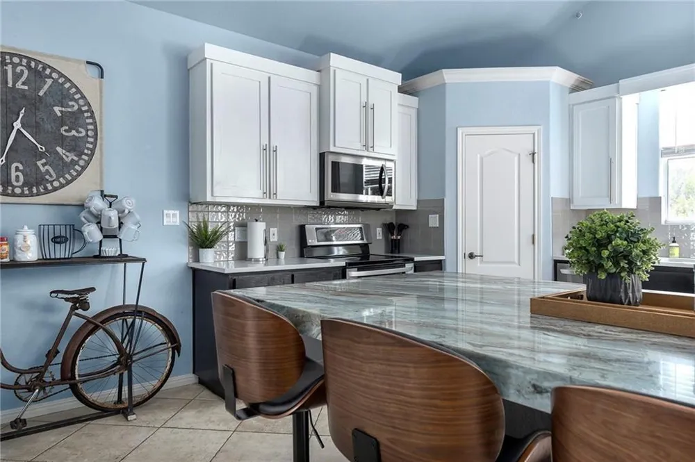 204 Pinehurst Circle Point Venture, TX 78645