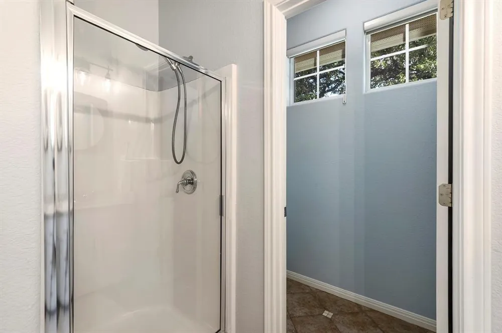 204 Pinehurst Circle Point Venture, TX 78645