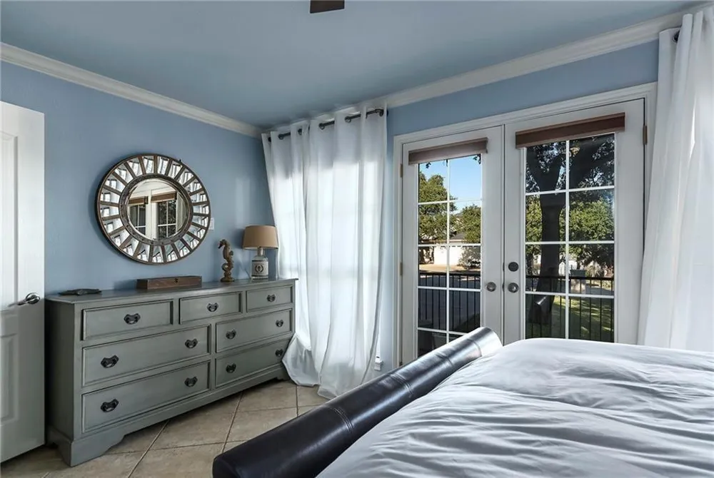 204 Pinehurst Circle Point Venture, TX 78645