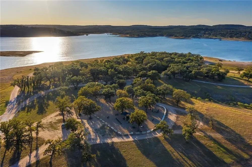 204 Pinehurst Circle Point Venture, TX 78645