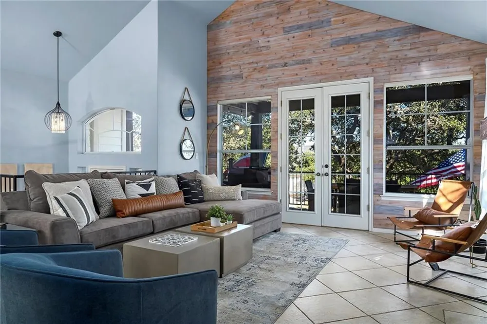 204 Pinehurst Circle Point Venture, TX 78645