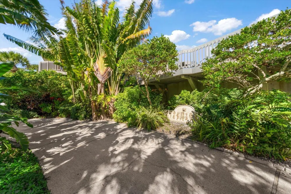 1198 MANDALAY POINT Clearwater, FL 33767