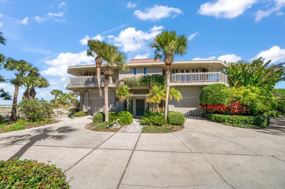 1198 MANDALAY POINT Clearwater, FL 33767