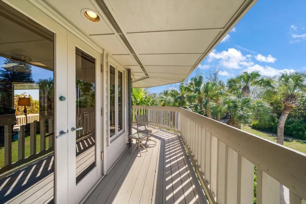 1198 MANDALAY POINT Clearwater, FL 33767