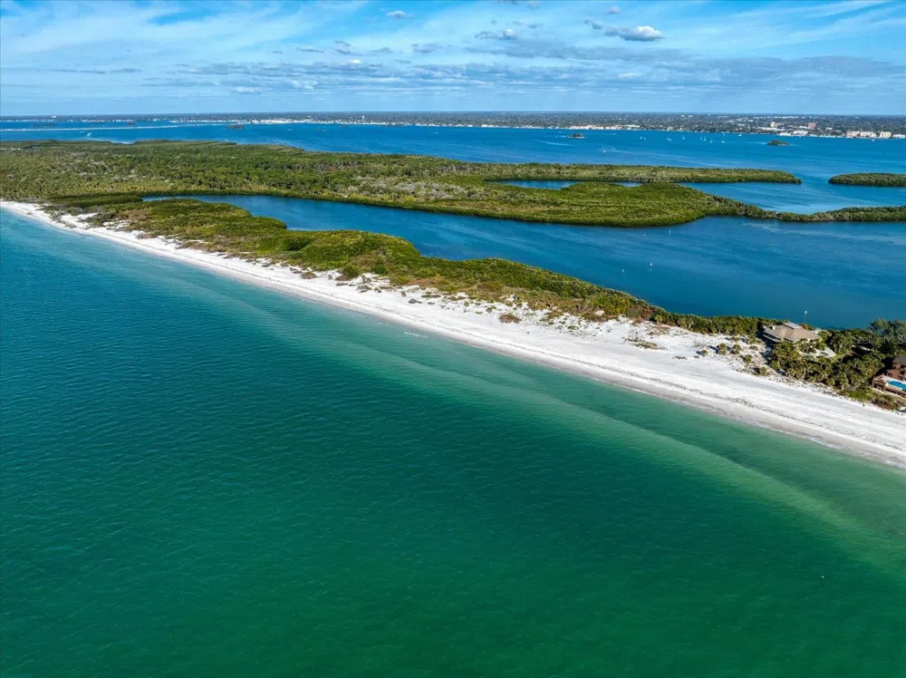 1198 MANDALAY POINT Clearwater, FL 33767