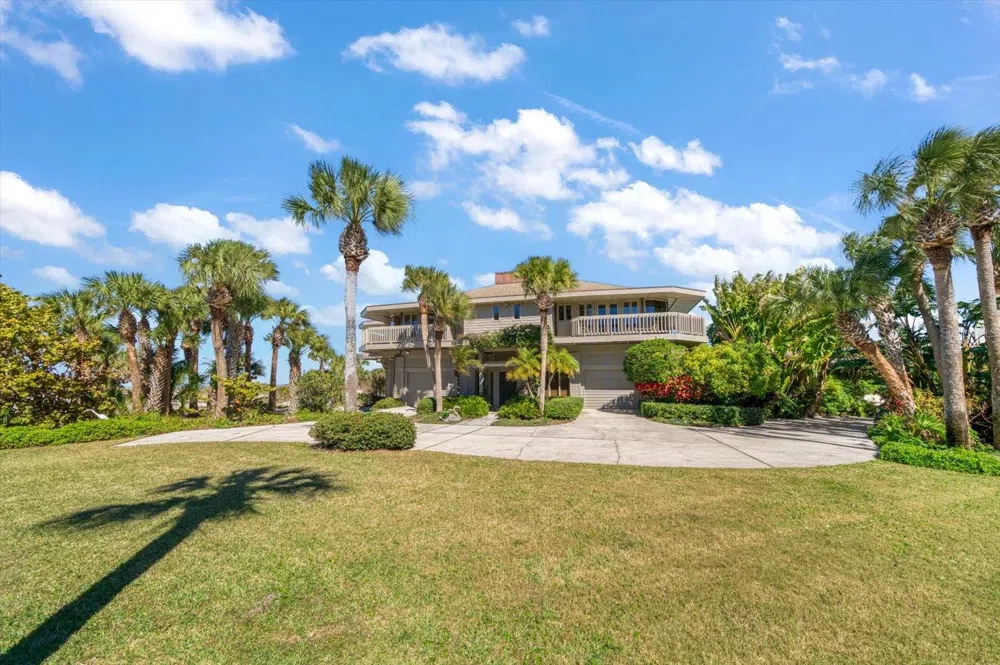 1198 MANDALAY POINT Clearwater, FL 33767