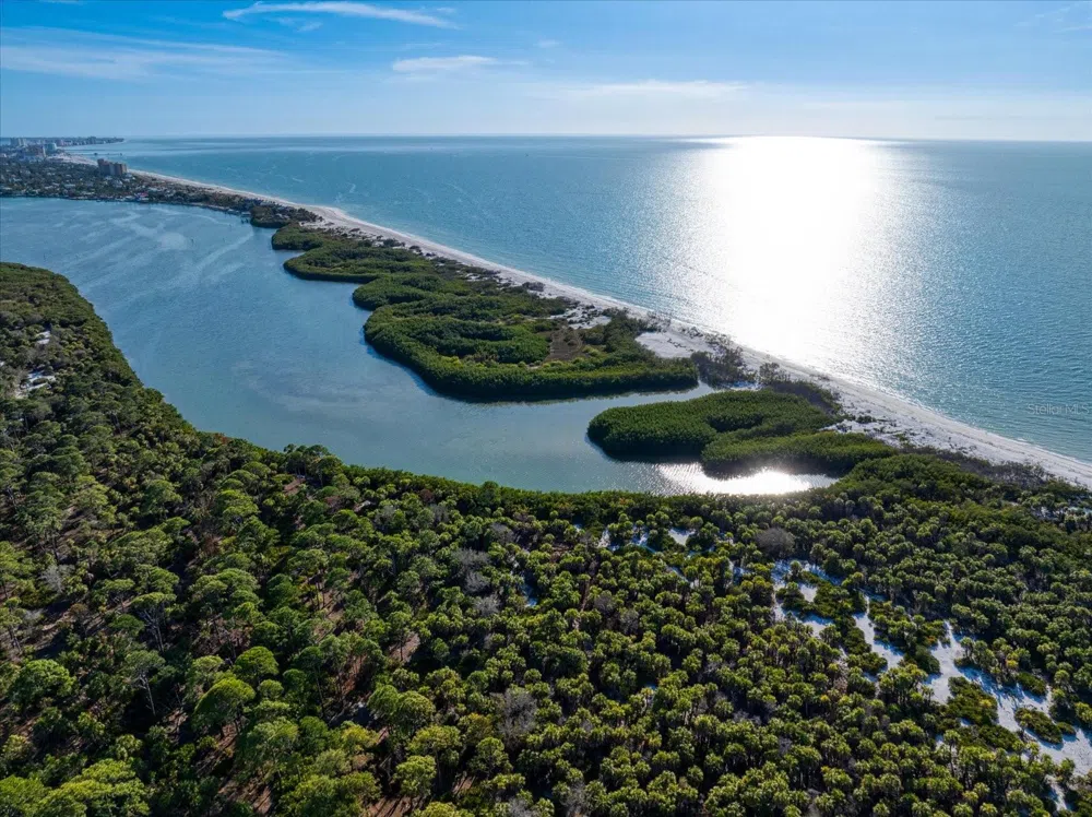 1198 MANDALAY POINT Clearwater, FL 33767