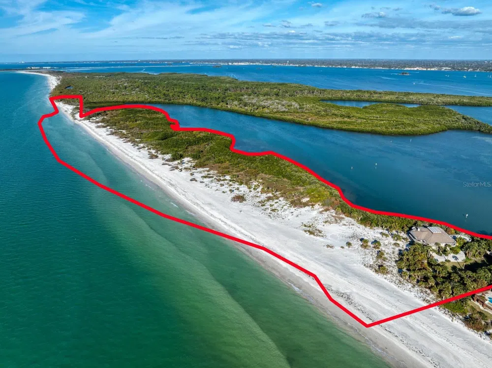 1198 MANDALAY POINT Clearwater, FL 33767