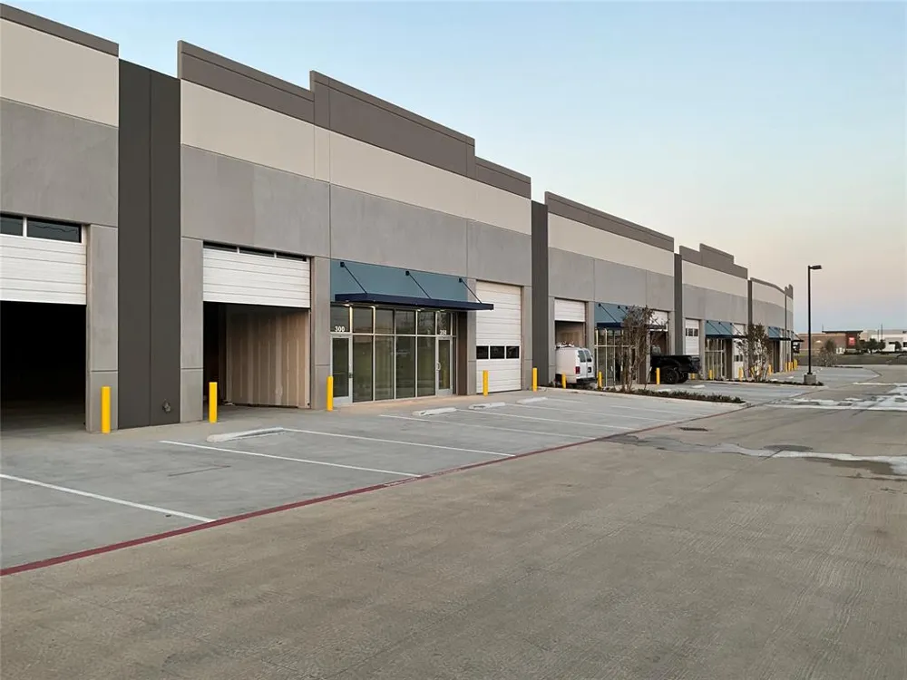 550 W Round Grove Road Lewisville, TX 75067