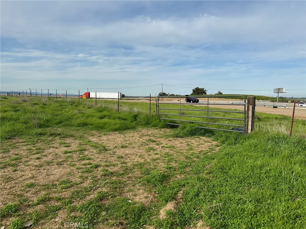1 Billy Wright Road Los Banos, CA 93635