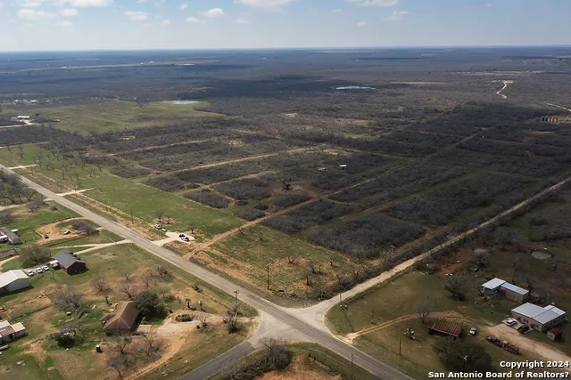 TRACT 8 FM 1332 Jourdanton, TX 78026