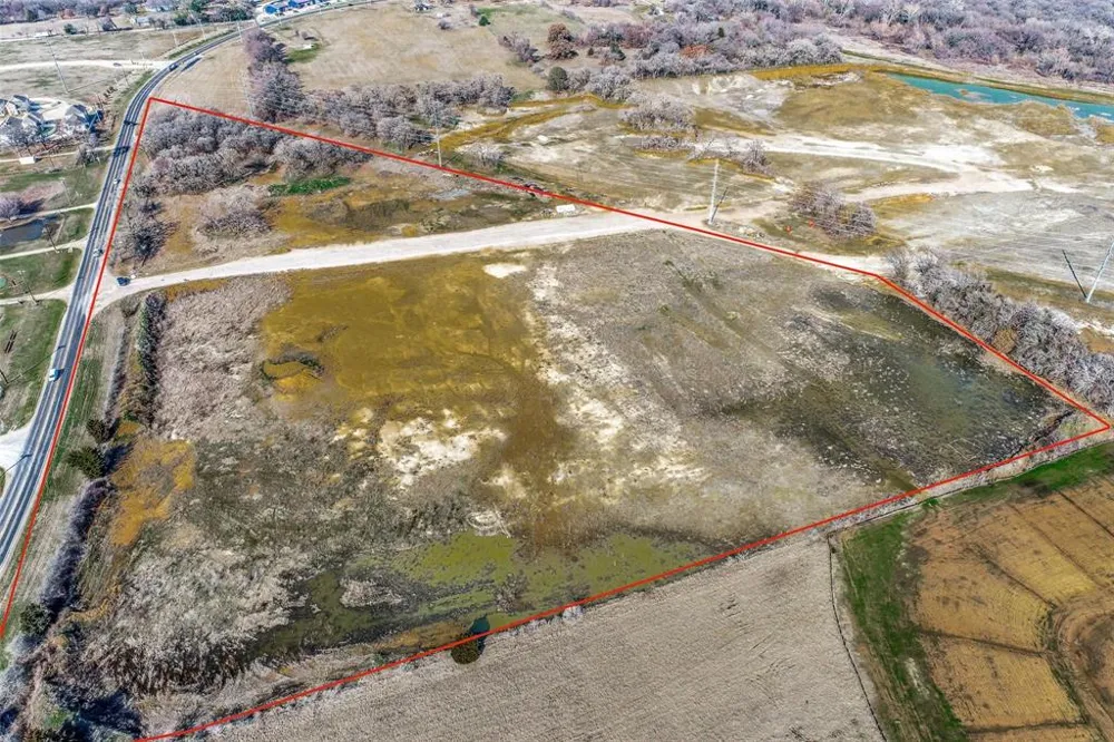 10158 Gail Lane Aubrey, TX 76227