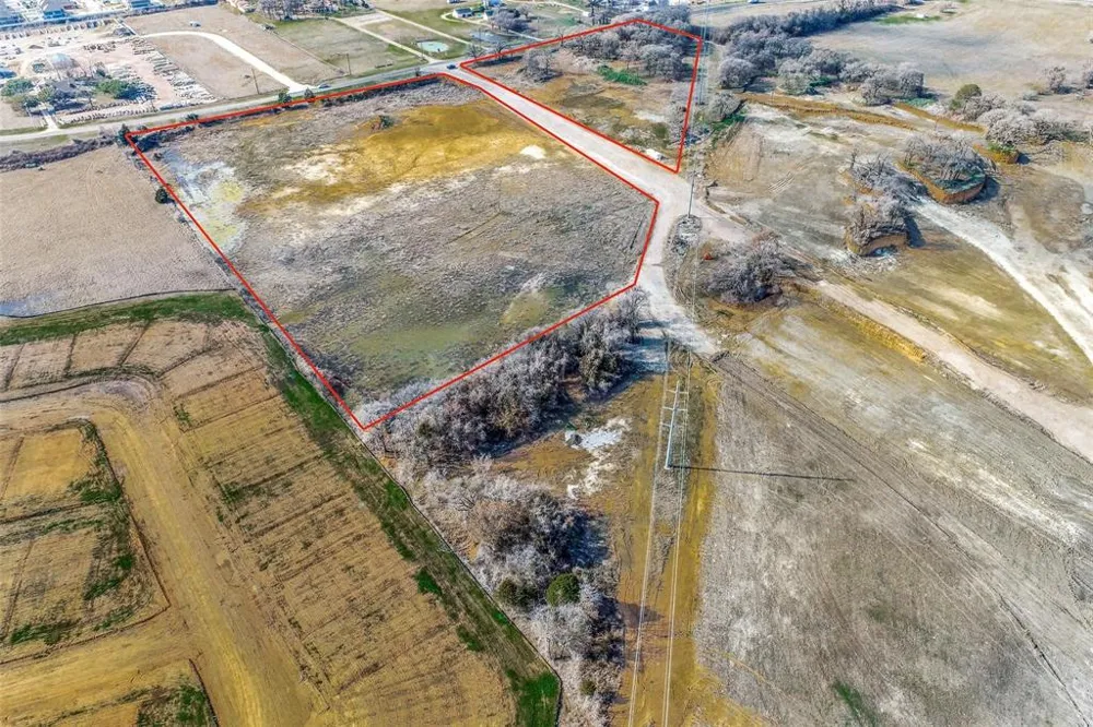 10158 Gail Lane Aubrey, TX 76227