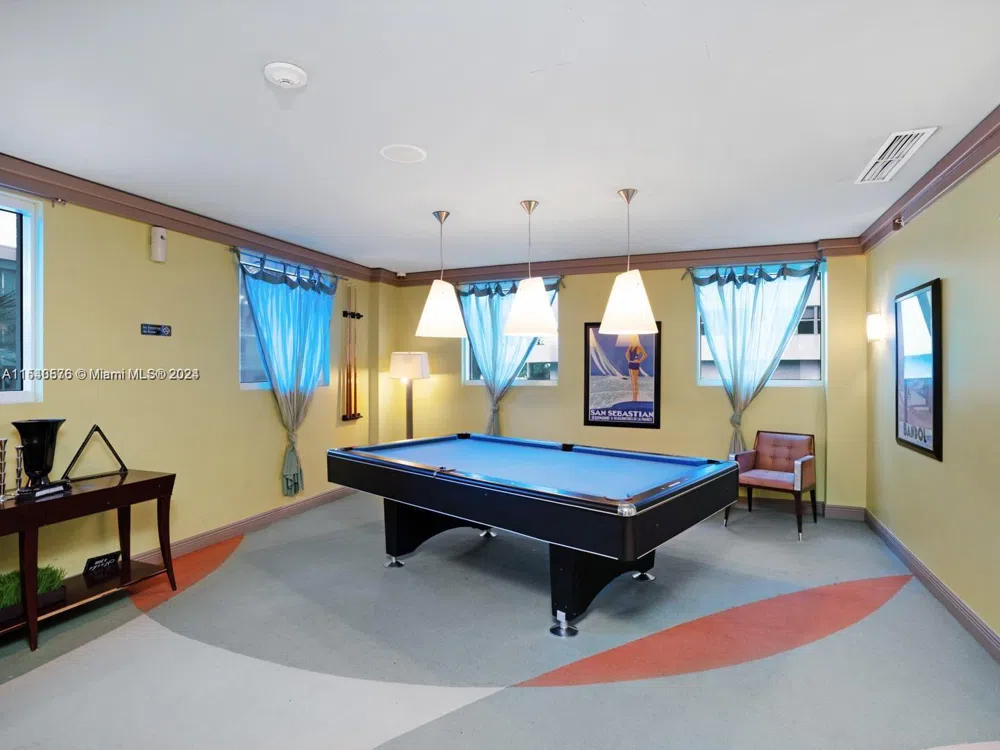 9201 Collins Ave #724 Surfside, FL 33154