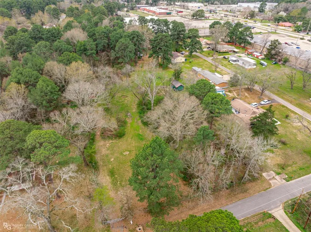 2301 McCutchen Avenue Shreveport, LA 71108