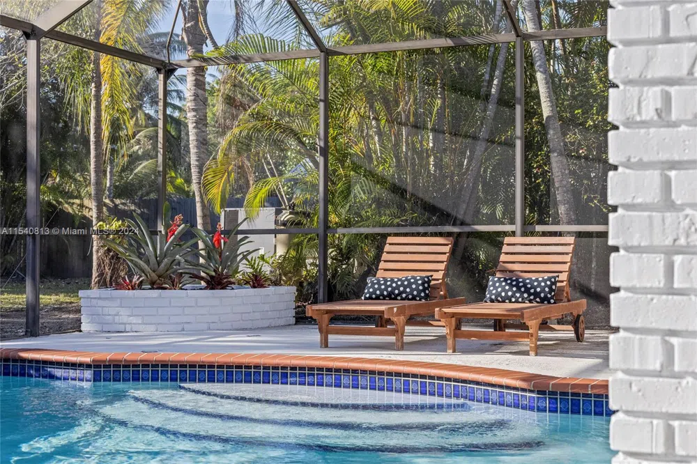 10130 SW 70th Ave Pinecrest, FL 33156